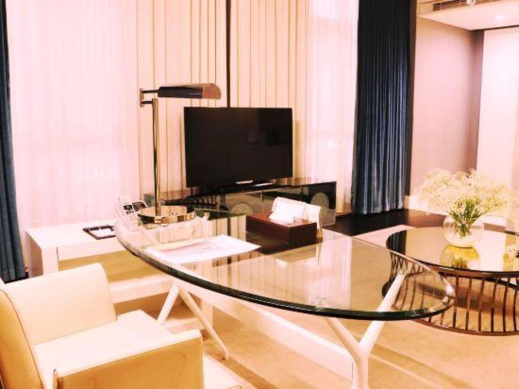 โรงแรมจินเจียง เมโทรโปโล คลาสสิก เซี่ยงไฮ้ ออฟ บันด์ ภายนอก รูปภาพ