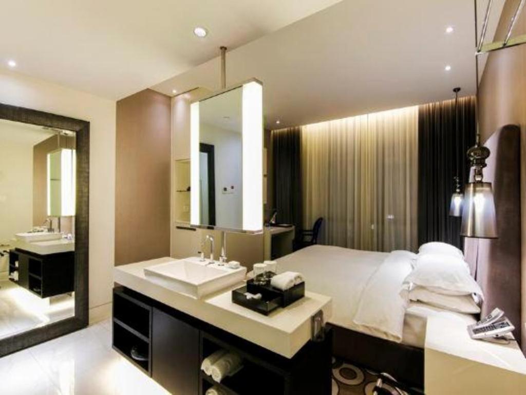 โรงแรมจินเจียง เมโทรโปโล คลาสสิก เซี่ยงไฮ้ ออฟ บันด์ ภายนอก รูปภาพ